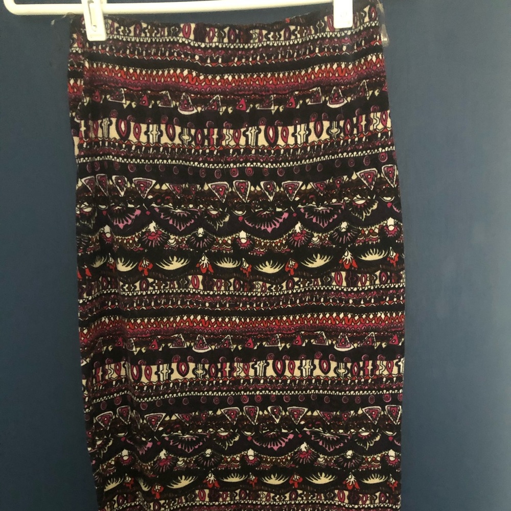 Bodycon Black and red skirt